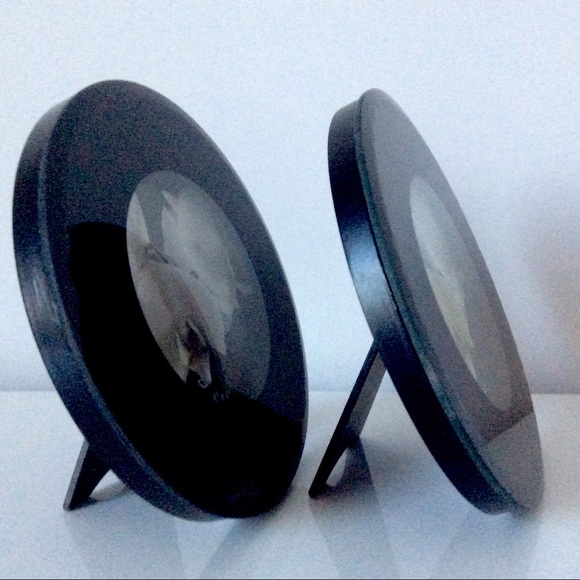 NWOT Set of 2 High Gloss Black Picture Frames - Picture 4 of 7